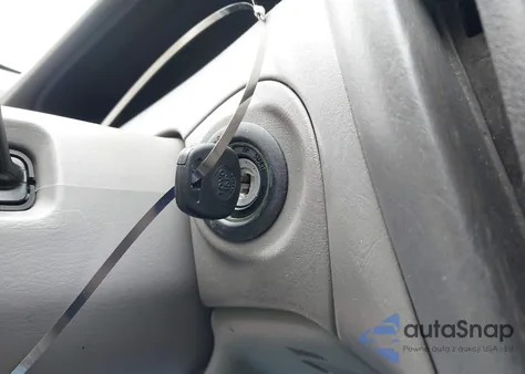 2000 Toyota Avalon Xls из США, поврежденный, VIN 4T1BF28B3YU075445